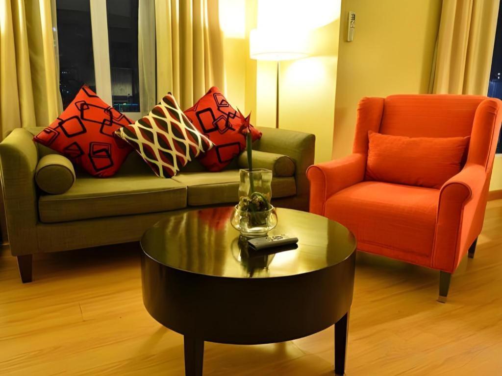 Lancaster Hotel Manila Mandaluyong Exteriör bild