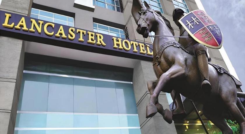 Lancaster Hotel Manila Mandaluyong Exteriör bild